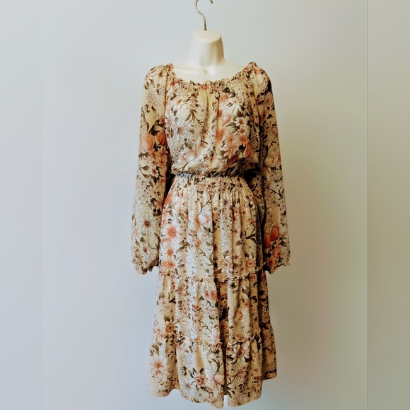 Kate And Lily Dresses & Skirts - Kate And Lily Floral Long Sleeve Midi  Dress Sheer Lined Tiered Sz 16W
